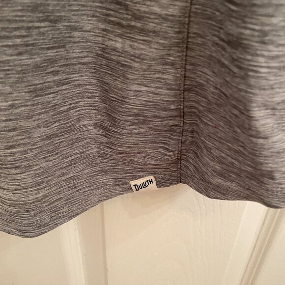 Duluth Trading Co. Top Women's Gray Armachillo Polo Short Sleeve Shirt size XL - Picture 3 of 5